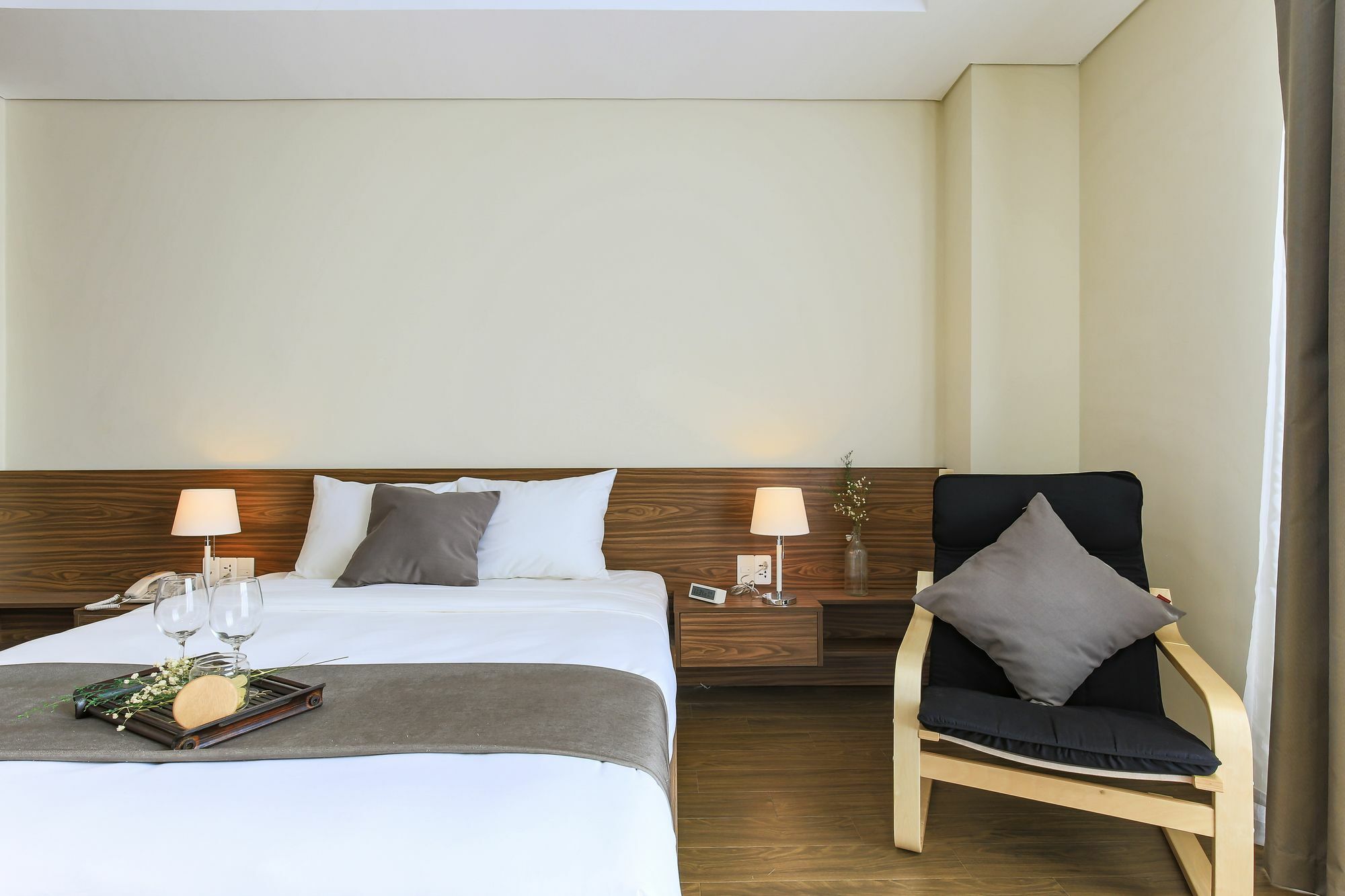 Aurora Serviced (adults Only) Khách sạn